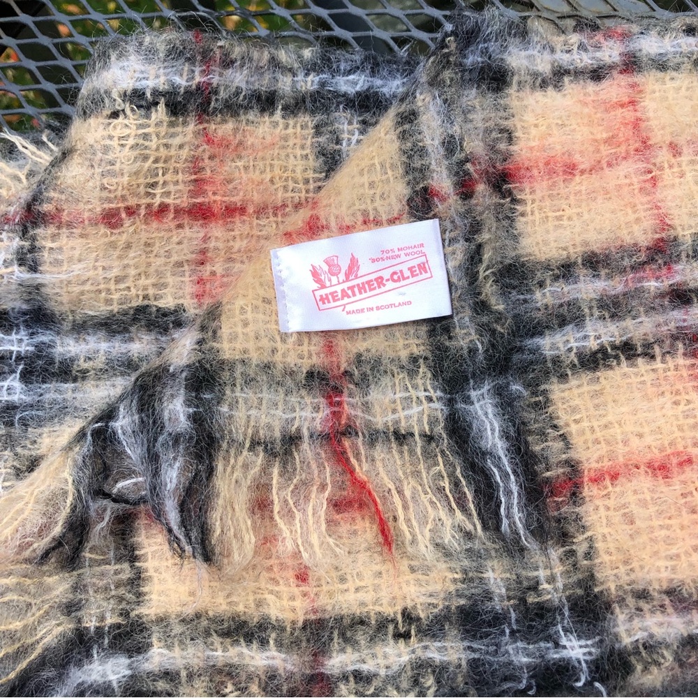 Vintage Heather Glen scarf Mohair Wool Red Black Beige Made In Scotland